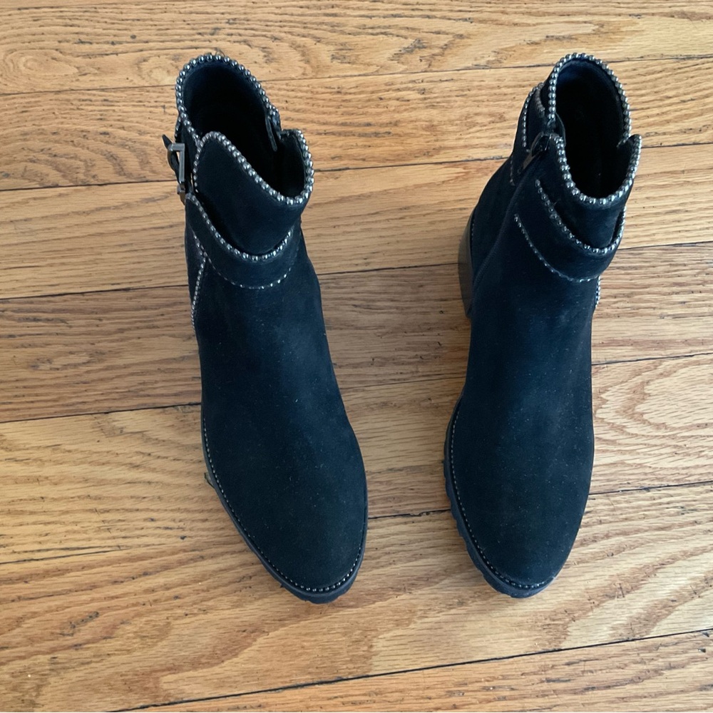 Black suede booty